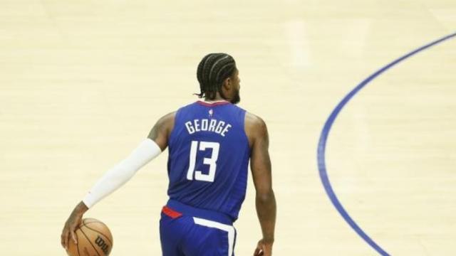 再度空砍40+！快艇患上乔治依赖症 卢：我们要帮他